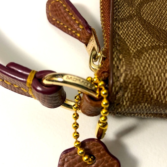 Coach Monogram Canvas Small Shoulder Clutch Bag - Picture 3 of 10